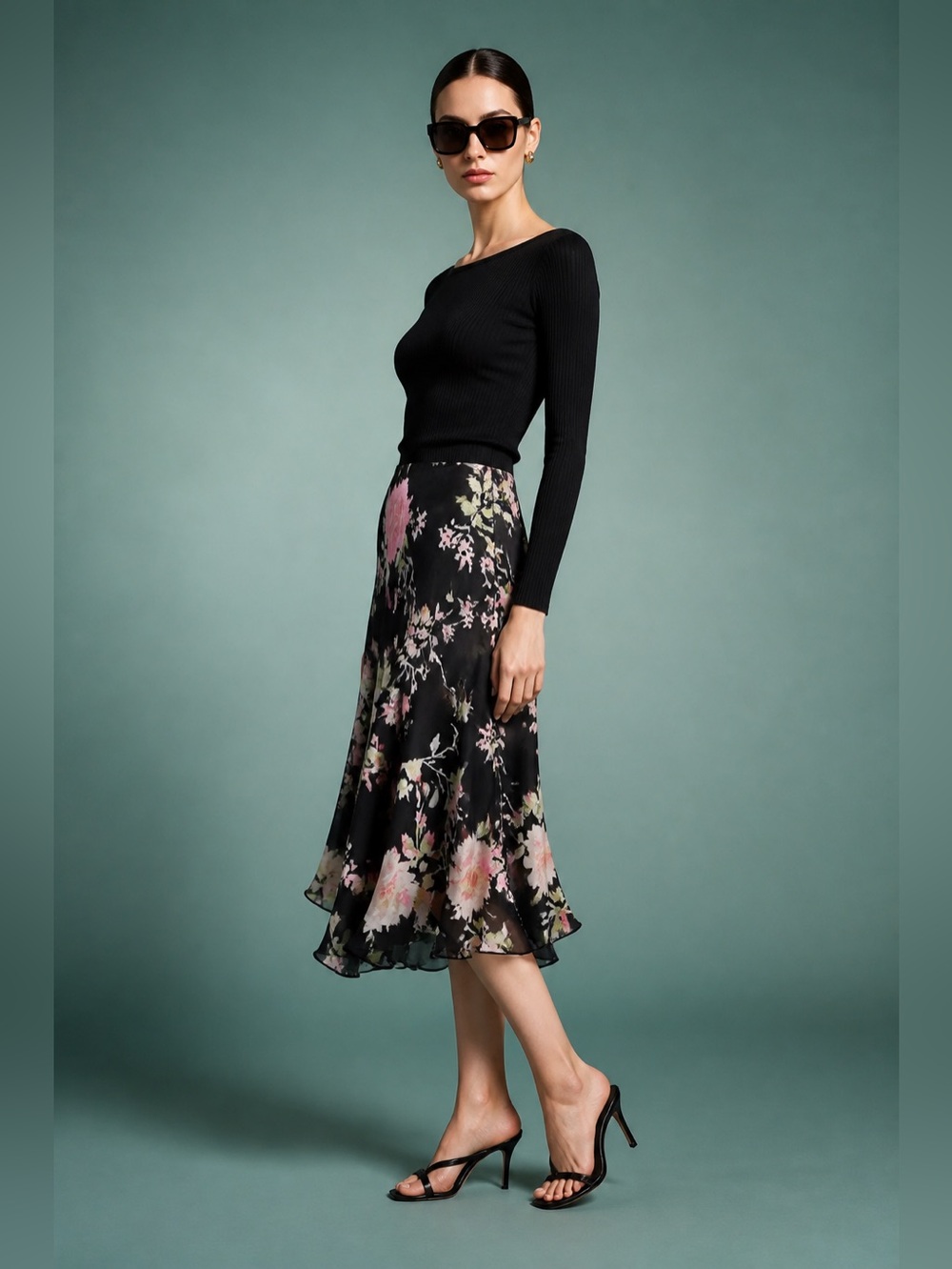 Betsey Johnson Y2K Vintage Black Green Pink Multi-Color Floral Skirt Size 10
